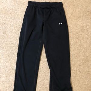 Nike Therma Fit Black sweatpants size small